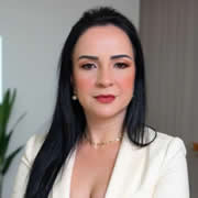 Juliana Oliveira - Psicóloga Clínica em Taubaté