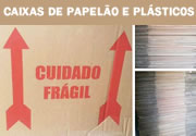 Caixa de Papelão e Plásticos Bolha