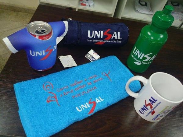 UNI Store - Confecções e artigos universitários